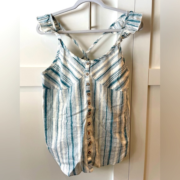 Cute summer tank - Picture 1 of 6